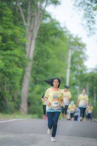 BIB: 1120
                            <button type="button" onclick="openModal(13054789)" class="btn btn-primary btn-sm float-right btn-popup" data-toggle="modal" data-target=".modal-high-quality">
                        <i class="fas fa-shopping-cart"></i> Add to Cart
                    </button>
                                            <button type="button" onclick="isThisMe(13054789, true)" class="btn btn-success btn-sm float-right btn-popup btn-isme hidden" data-toggle="tooltip" data-placement="bottom" title="นี่คือรูปของคุณใช่ไหม คลิกที่นี่เพื่อเอาเข้าอัลบั้ม">
                        <i class="fas fa-plus"></i> Add to album
                    </button>
                    <button type="button" onclick="isThisMe(13054789, false)" class="btn btn-warning btn-sm float-right btn-popup btn-isnotme hidden">
                        <i class="fas fa-ban"></i> Remove from album
                    </button>